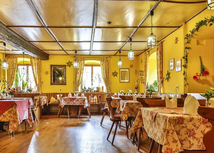 ホテルレストラン ツム オクセン ホテル シャルシュタット