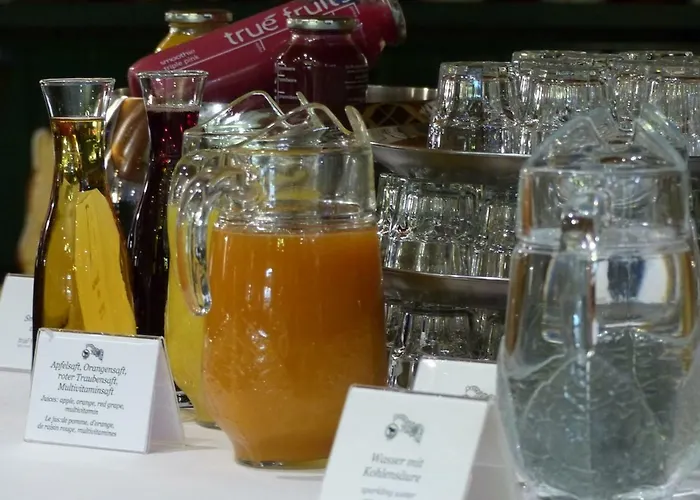 ホテルレストラン ツム オクセン ホテル シャルシュタット