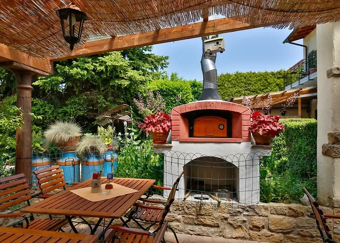 ホテルレストラン ツム オクセン ホテル シャルシュタット